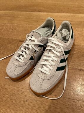 Adidas Handball Spezial Sneakers  6.5 Women